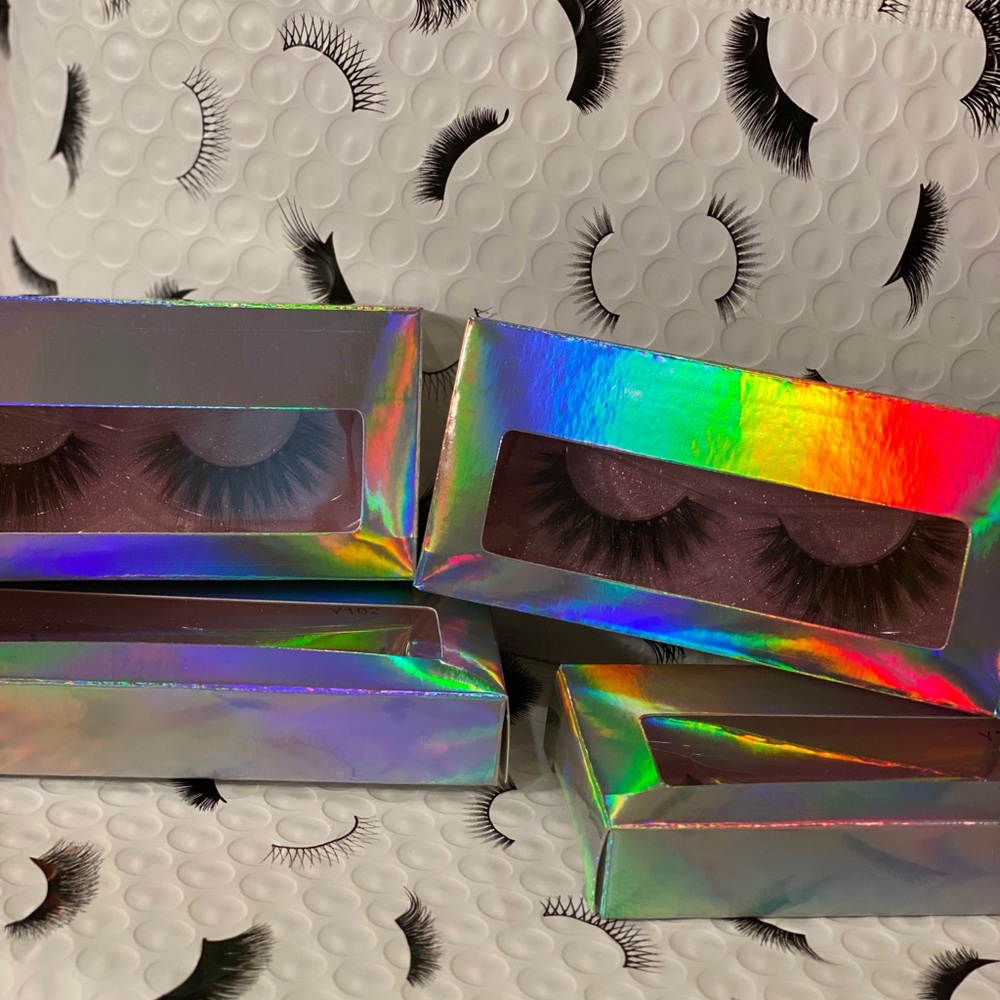 FAUX MINK LASHES BRUSH INCLUDED